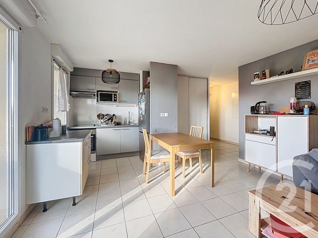 Appartement T3 à vendre - 3 pièces - 56.01 m2 - AUTERIVE - 31 - MIDI-PYRENEES - Century 21 Act Immobilier