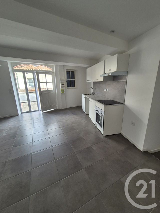 Appartement à louer - 3 pièces - 55.0 m2 - AUTERIVE - 31 - MIDI-PYRENEES - Century 21 Act Immobilier