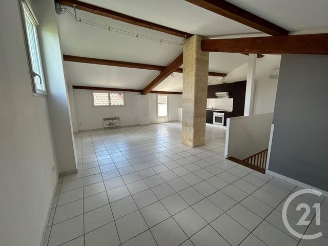 Appartement T4 à louer - 4 pièces - 100.0 m2 - ST QUIRC - 09 - MIDI-PYRENEES - Century 21 Act Immobilier