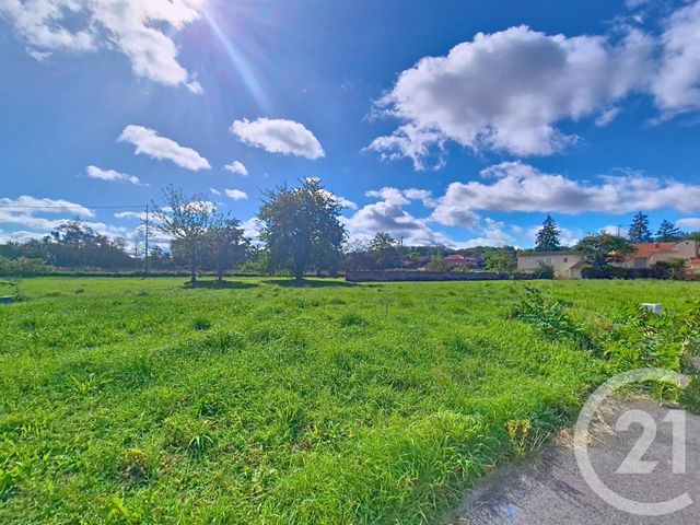 Afficher la photo en grand terrain à vendre - 807.0 m2 - ST QUIRC - 09 - MIDI-PYRENEES - Century 21 Act Immobilier